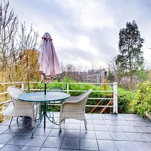 Apartment Entire With Private Parking And Balcony