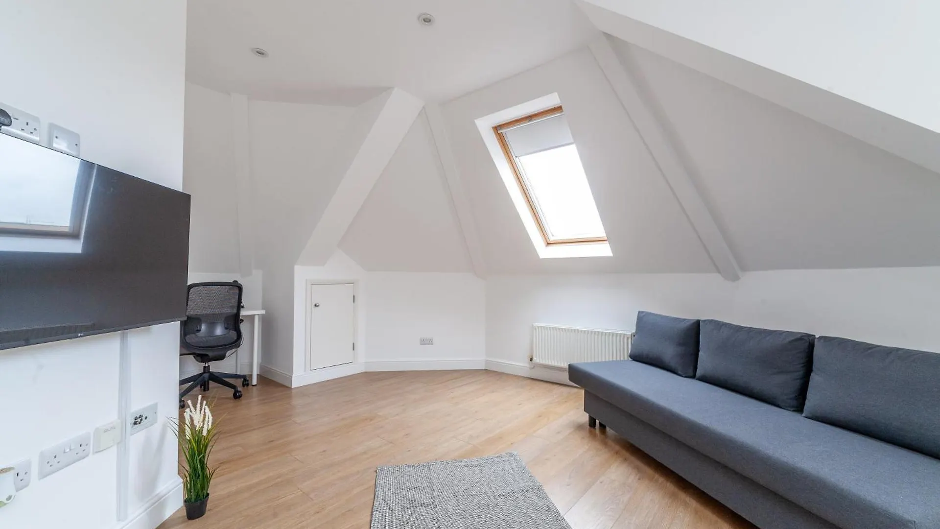 Great 1 Bedroom In Hounslow With Free Parking Abbey Wood