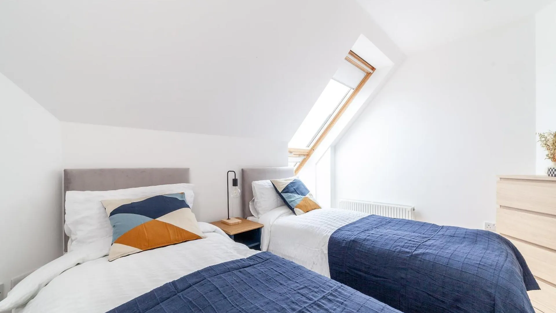 Great 1 Bedroom In Hounslow With Free Parking Abbey Wood
